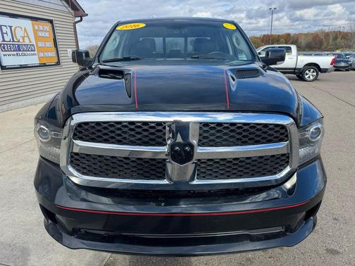 2016 RAM 1500 Sport