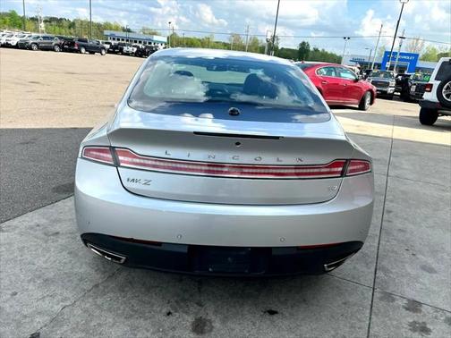 2016 Lincoln MKZ Base