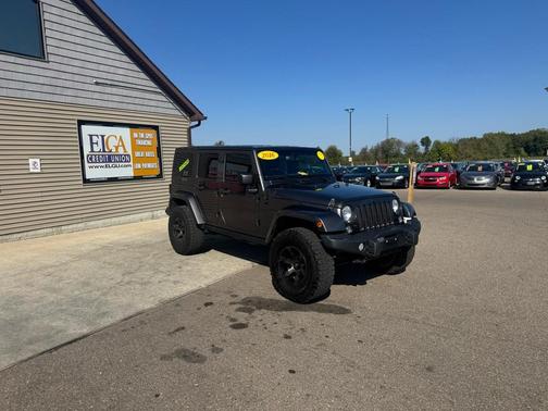 2016 Jeep Wrangler Unlimited Sahara