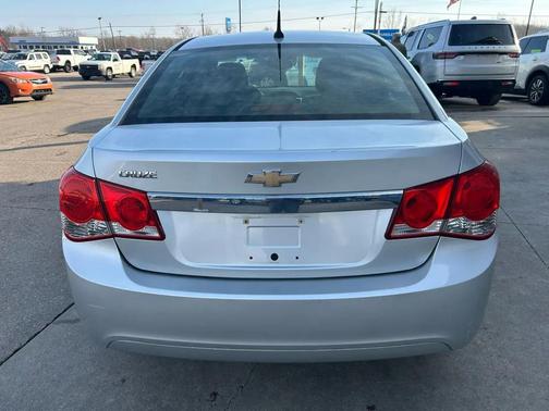 2011 Chevrolet Cruze LS