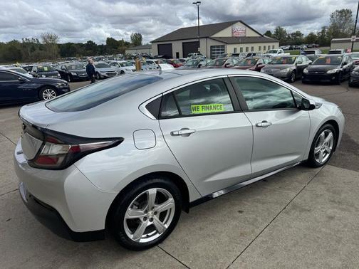 2018 Chevrolet Volt LT