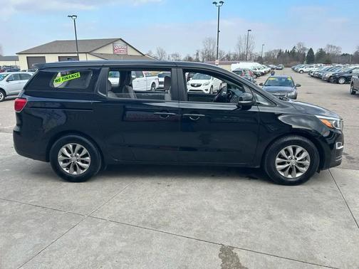2019 Kia Sedona L