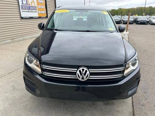 Deep Black Metallic 2012 Volkswagen Tiguan S
