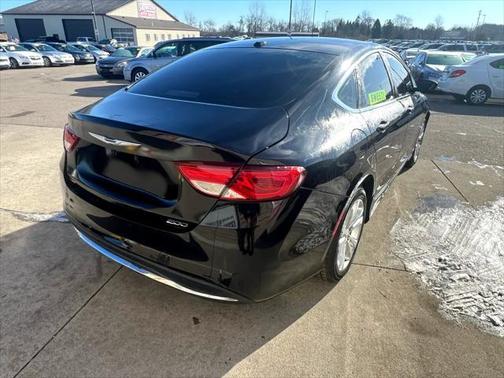 2016 Chrysler 200 Limited