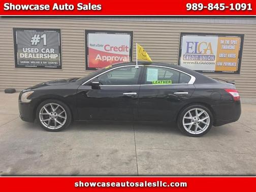 Black 2011 Nissan Maxima SV