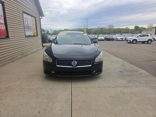 Black 2011 Nissan Maxima SV