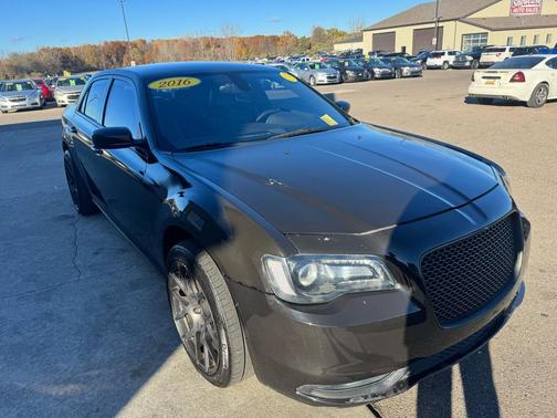 2016 Chrysler 300 S