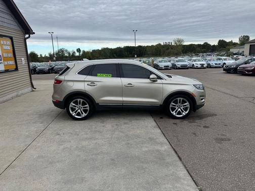 2015 Lincoln MKC Base