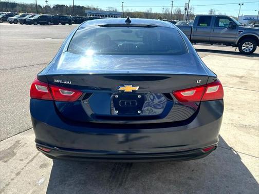 2016 Chevrolet Malibu 1LT