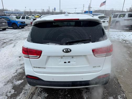2017 Kia Sorento EX