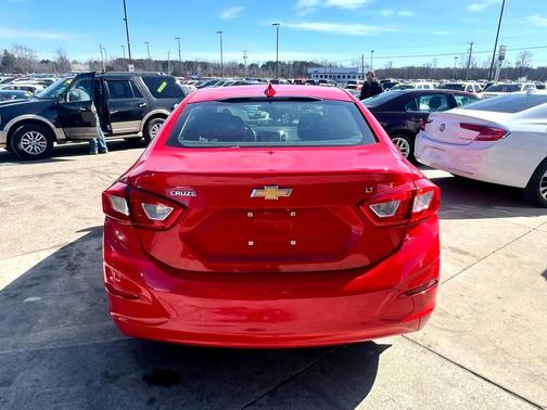 2018 Chevrolet Cruze LT