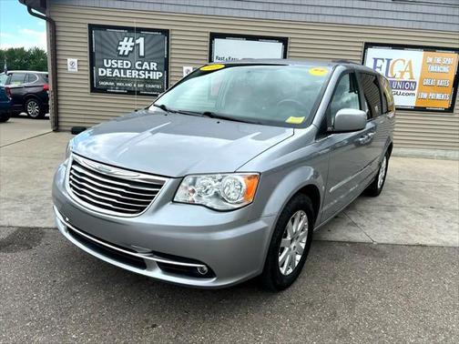 2015 Chrysler Town & Country Touring
