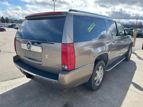 2007 Cadillac Escalade ESV Standard
