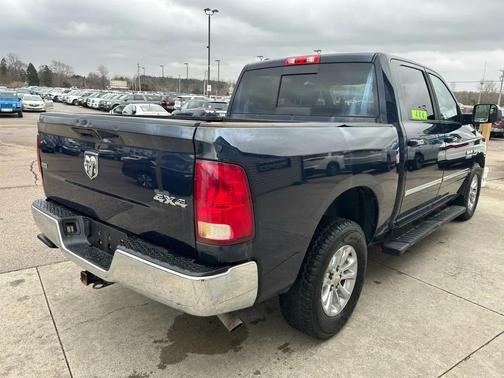 2016 RAM 1500 SLT