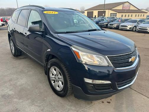 2017 Chevrolet Traverse LS