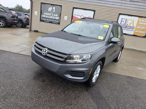 2016 Volkswagen Tiguan S