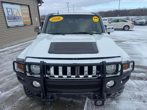 2006 Hummer H3 Base