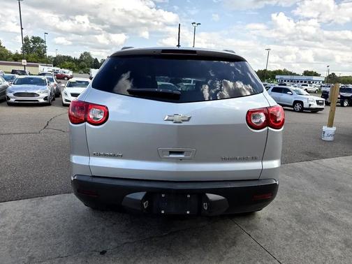 2009 Chevrolet Traverse LS