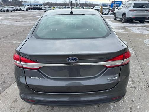 2017 Ford Fusion Hybrid SE