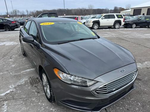 2017 Ford Fusion Hybrid SE