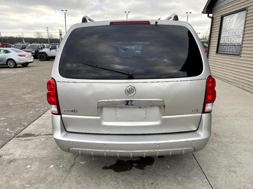 Photo 5 of 16 of 2006 Buick Terraza CXL