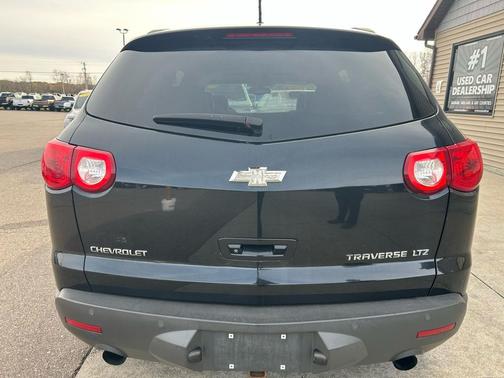 2009 Chevrolet Traverse LTZ