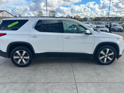 2018 Chevrolet Traverse LT Leather