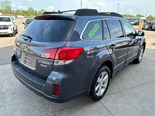 Gray 2014 Subaru Outback 3.6R Limited