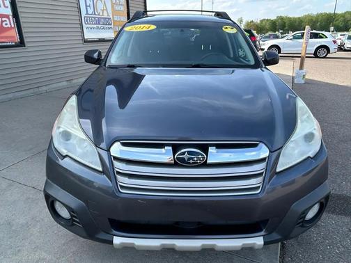 Gray 2014 Subaru Outback 3.6R Limited
