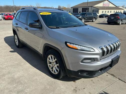 2015 Jeep Cherokee Sport