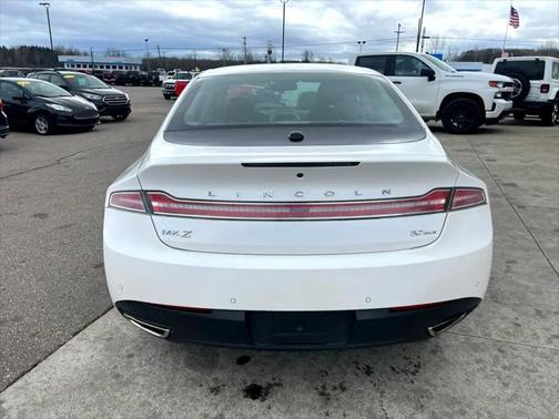 2013 Lincoln MKZ Base