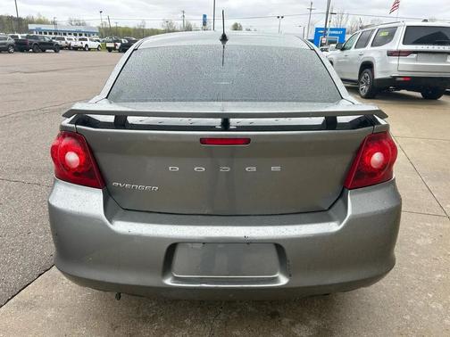 Black Clearcoat 2012 Dodge Avenger SE
