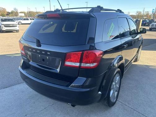 Black 2012 Dodge Journey SE