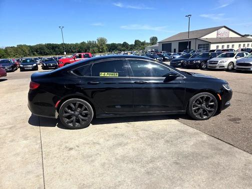 2015 Chrysler 200 C