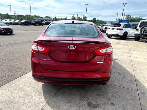 2013 Ford Fusion SE