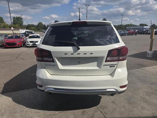 2019 Dodge Journey Crossroad