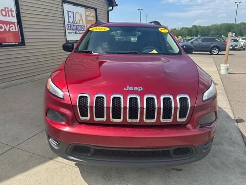 Deep Cherry Red Crystal Pearlcoat 2015 Jeep Cherokee Sport
