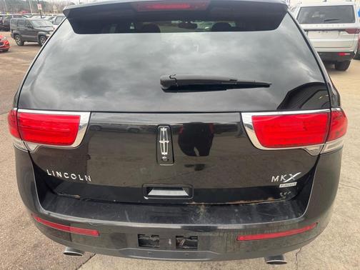 2011 Lincoln MKX Base