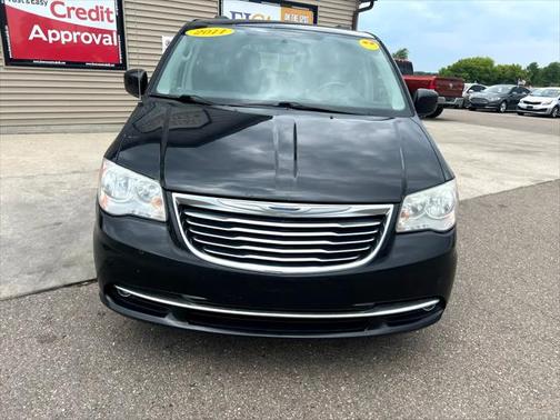 2011 Chrysler Town & Country Touring-L