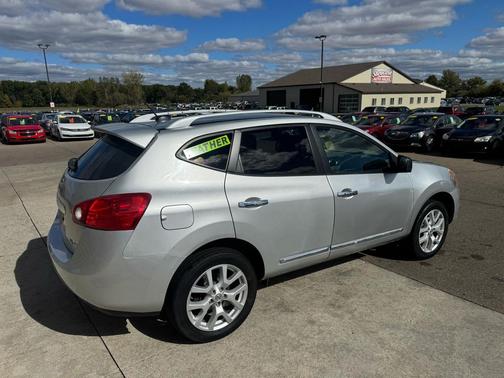 2011 Nissan Rogue SV