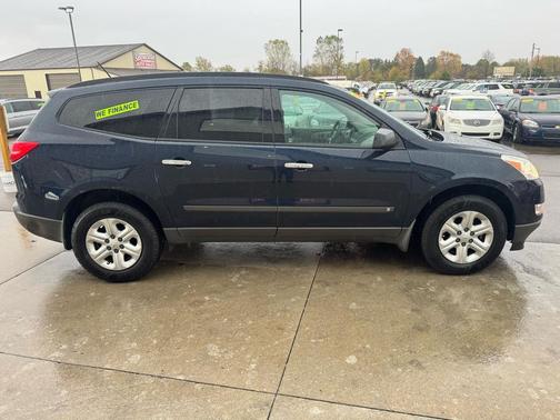 2010 Chevrolet Traverse LS