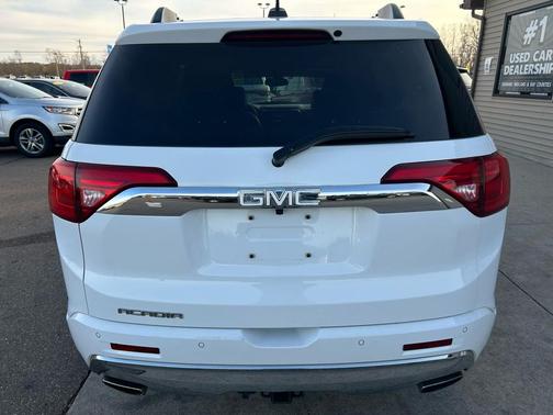 2019 GMC Acadia Denali