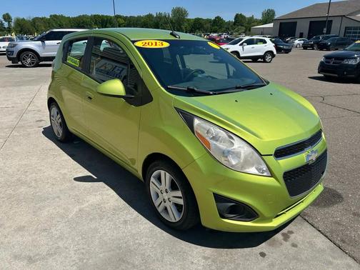 Jalapeno Metallic 2013 Chevrolet Spark LS