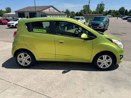 Jalapeno Metallic 2013 Chevrolet Spark LS