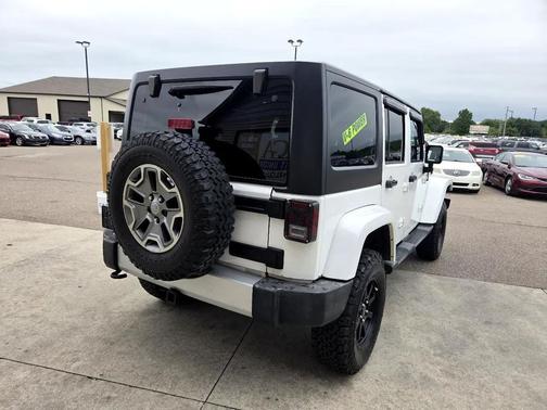 2013 Jeep Wrangler Unlimited Sahara