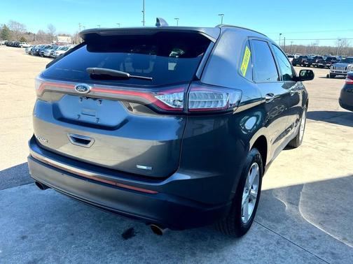 2016 Ford Edge SE
