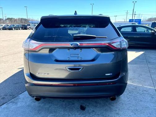 2016 Ford Edge SE