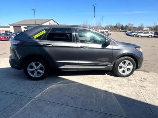 2016 Ford Edge SE