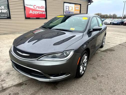 2016 Chrysler 200 S