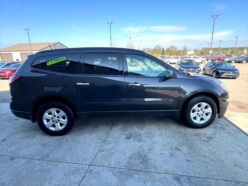 2017 Chevrolet Traverse LS